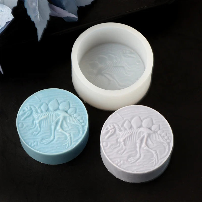 Dino Bones Fossil Skeleton Silicone Soap Mold DIY Dinosaur Gypsum Resin Handmade Crafts Making Mould Halloween Decorative Mould
